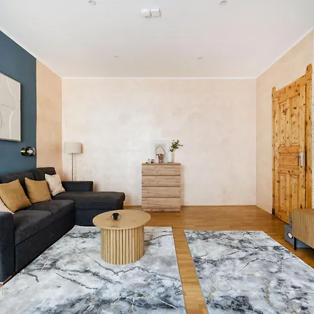 Apartment Chill Out